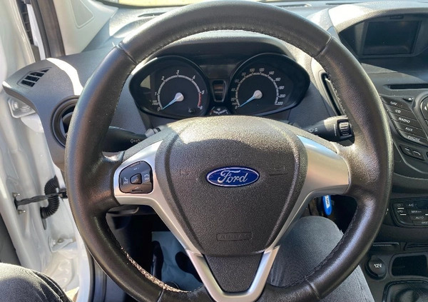 Ford Transit Courier cena 35547 przebieg: 154604, rok produkcji 2016 z Karczew małe 172